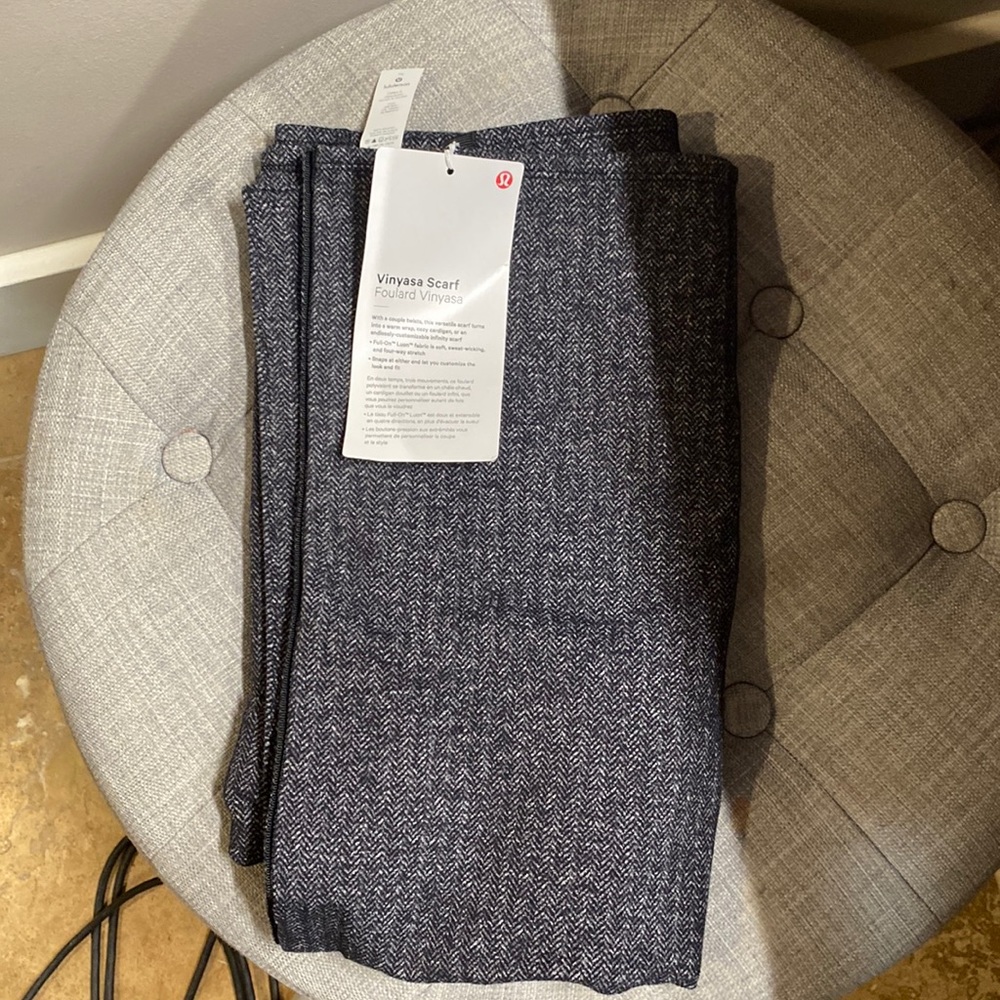 lululemon Vinyasa Scarf